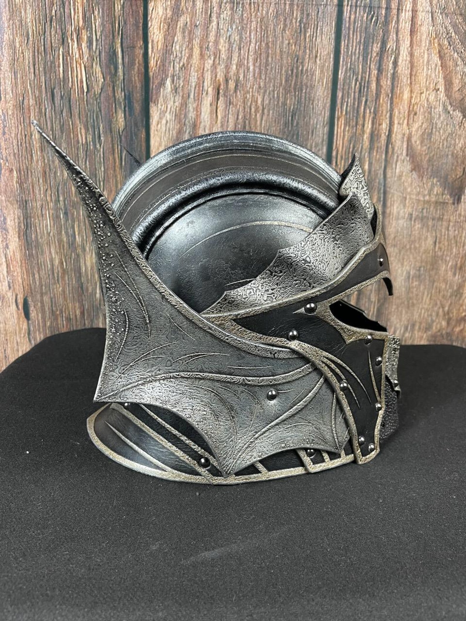 Handcrafted Vampire Leather Helmet: Winged LARP Cosplay Renfair Armor ...