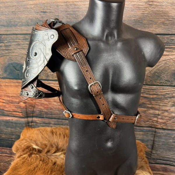 EZIO Leather Set - Men Leather Armor - Nordic LARP costume - Warrior Cosplay Outfit - Ren Faire Costume - Fantasy Roleplay Accessory