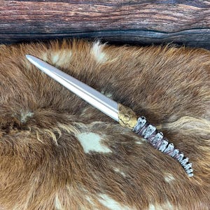 GURNAZ LARP foam Bone dagger  - LARP, Cosplay and Renfair