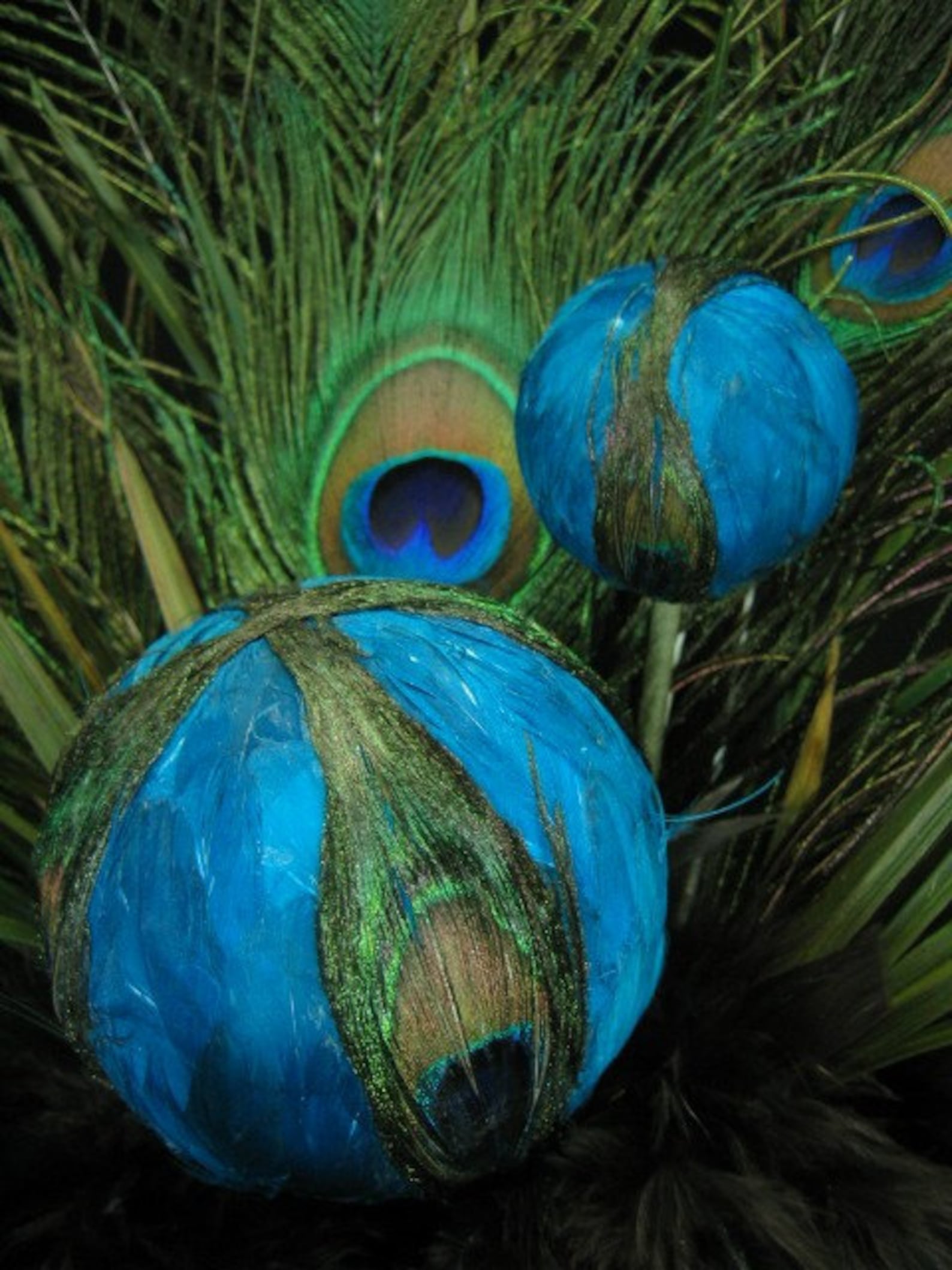 Peacock Feather Ball Floral Arrangement Etsy