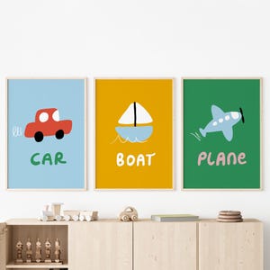 Auto, vliegtuig en boot 3 posters – afdrukbare kindermuurkunst set van 3, minimalistische transportillustraties voor decoratie in de kinderkamer, speelkamer of klas