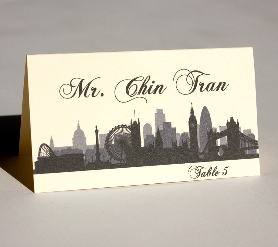 London Skyline Place Card: Printed with Guest Name and Table, choose font and color