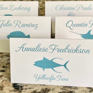 Sealife Place Card, bedrukt met de naam en tafel van uw gast, kies kleuren, lettertype, dieren, arriveer gevouwen en klaar voor gebruik