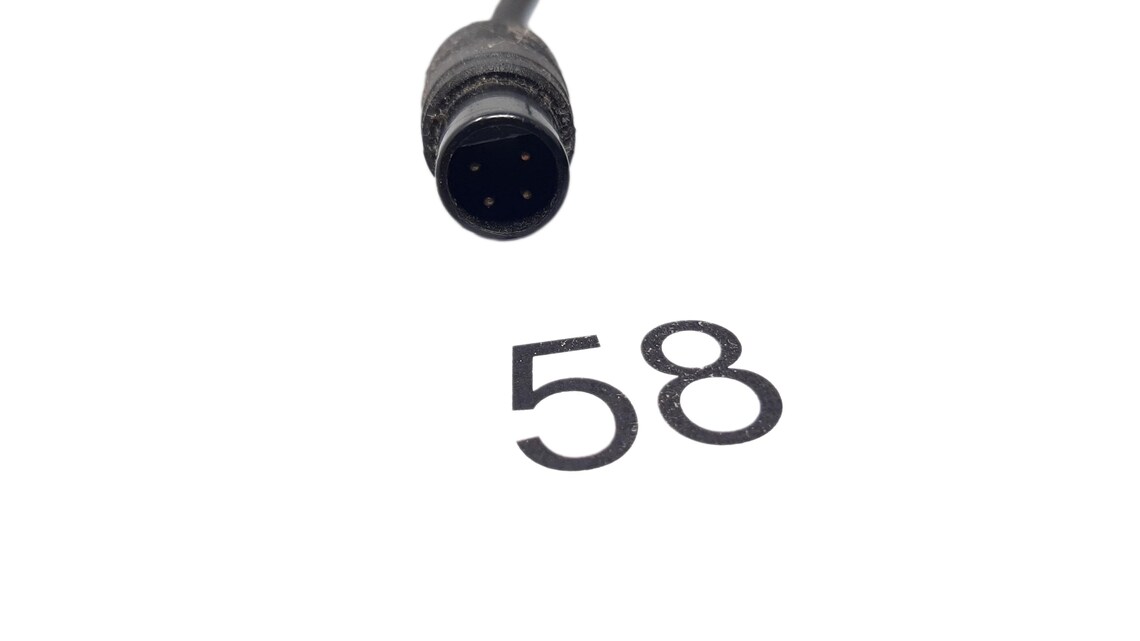Tascam AQ-501 Remote Control Unit (1990s) – Vintage Professional Audio Accessory, photo 4 sur 5