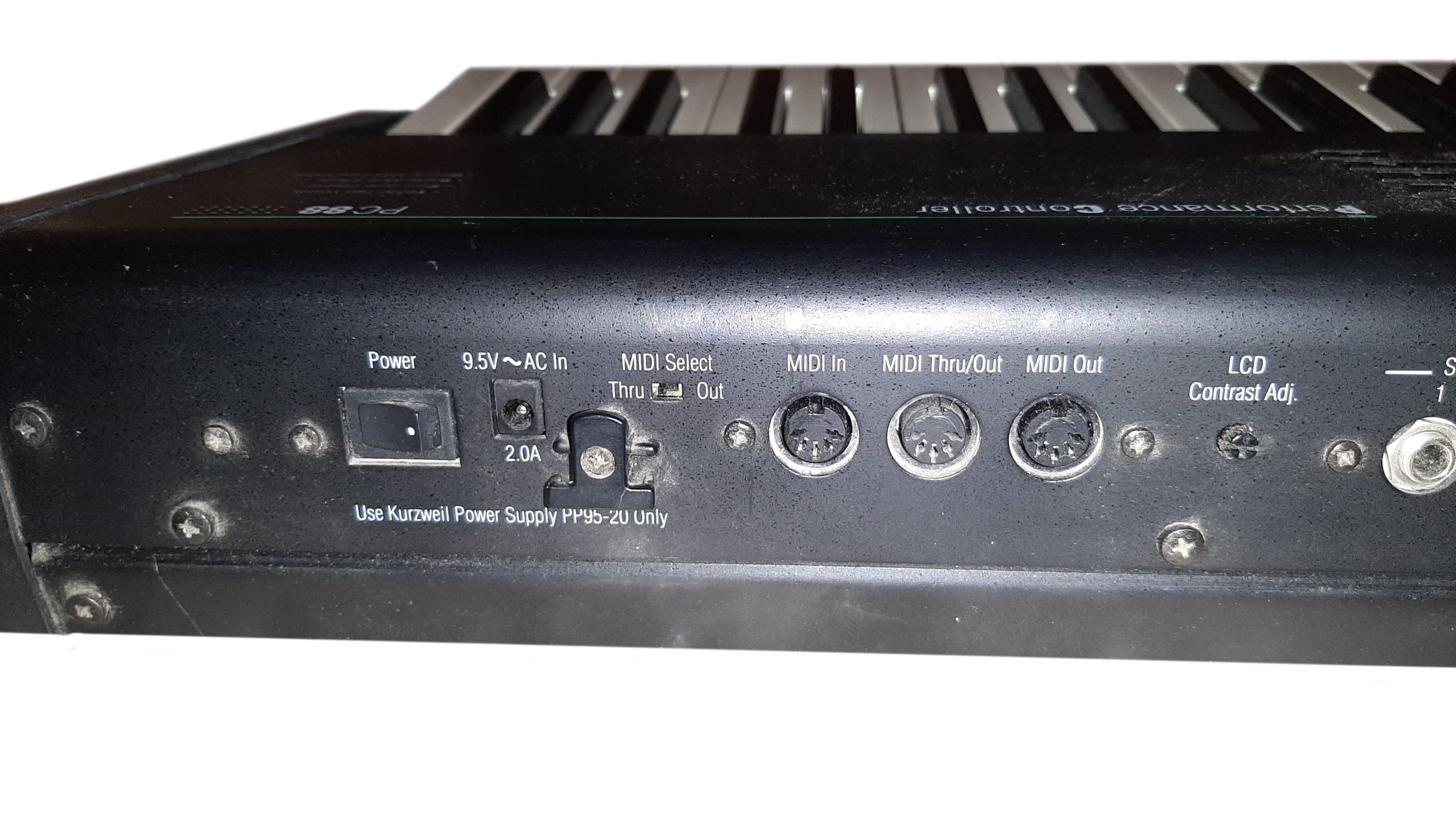 Kurzweil PC88 Digital Stage Piano & Synthesizer – Vintage