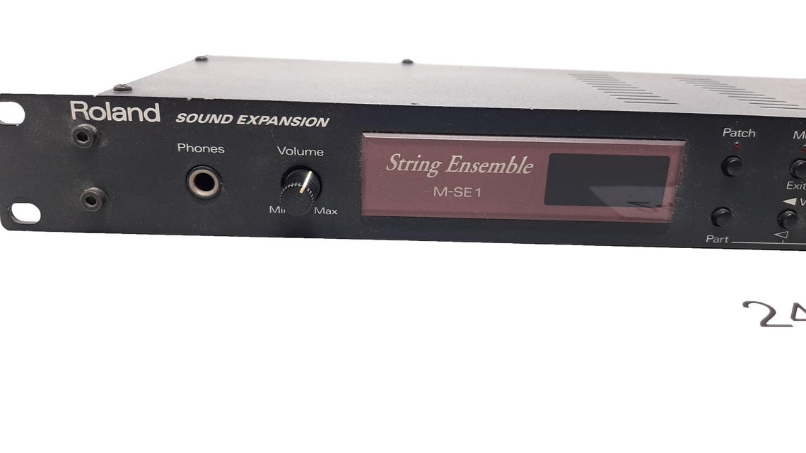 Roland M-SE1 String Ensemble Sound Module (1994) – Vintage Rackmount Synth, foto 2 di 5