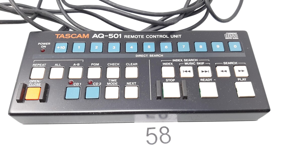 Tascam AQ-501 Remote Control Unit (1990s) – Vintage Professional Audio Accessory, photo 2 sur 5