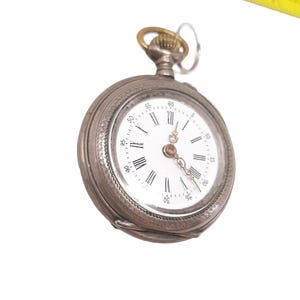 Antique Cylindre 10 Rubis Pocket Watch – Vintage Silver Mechanical Timepiece (Late 1800s - Early 1900s)