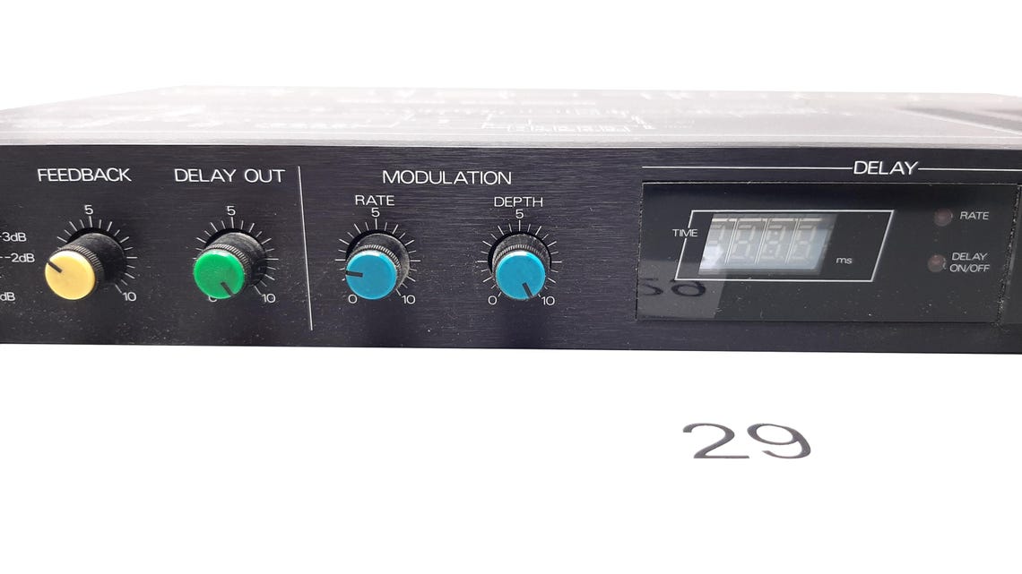 Roland SDE-1000 Digital Delay Effects Processor (1983) – Vintage Rackmount Delay Unit, foto 3 di 5