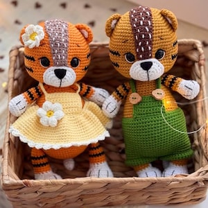 Handmade Crochet Tiger Couple – Amigurumi Plush Safari Toys for Boy & Girl, Perfect Newborn Gift, Stuffed Animal Set