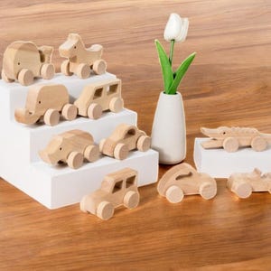 Handmade Wooden Toy Cars and Animals Set – Eco-Friendly Natural Wood Vehicles for Toddlers – Montessori Baby Gift – Safe and Durable Play