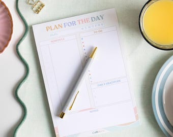 Planificador diario A5: Horario por horas, lista de agradecimientos - Diseño pastel