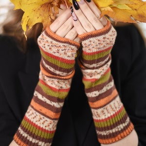 Womens arm warmers, Warm fingerless gloves, Winter fingerless mittens, Christmas gift for daughter, Christmas gift ideas for sister
