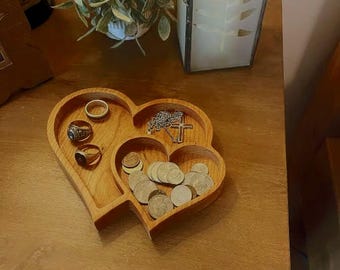 Vassoio raccoglitutto a forma di cuore in legno. Comodino, organizer da tavolo, vassoio in legno personalizzato fatto a mano. Gioielli, anelli, monete e contenitori. Ottimo regalo per lei.