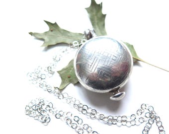 Vintage Sterling Silver Prayer Box Pendant & Sterling Chain