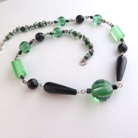 Art Deco Necklace, Green and Black Art Deco Bead … - image 2