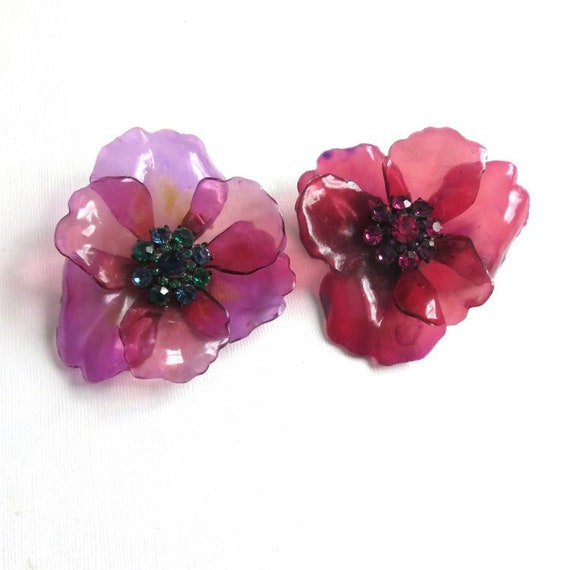 Vintage Acrylic Flower Brooch, Antique Flower Pin - image 3