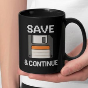 Taza Retro Gamer &quot;Guardar y Continuar&quot;, 11 oz o 15 oz, Regalo Perfecto para Jugadores, Taza de Té para Amantes de los Videojuegos, Decoració