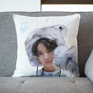 ENHYPEN HEESEUNG Pillow K-pop Fan Gift Spun Polyester Square Cushion Bedroom Decor Throw Kpop Pillow Home Accent ENGENE