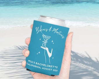 Bikini e Martini - Refrigeratore per lattine personalizzato per addio al nubilato - Refrigeratore per lattine personalizzato per addio al nubilato - Koozie per bevande per addio al nubilato in spiaggia - Regalo per addio al nubilato