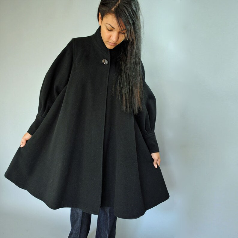 Vintage 80s wool SWING COAT / Black Wool Trapeze coat / Juliet Etsy