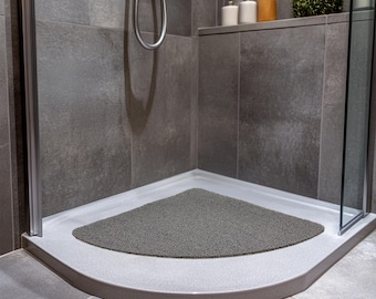 PVC Spaghetti Loofah Machine Washable Corner Shower Mat for Bathrooms and Showers