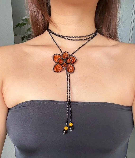 Halloween Beaded Flower Lariat Choker: Black & Orange Seed Bead Necklace