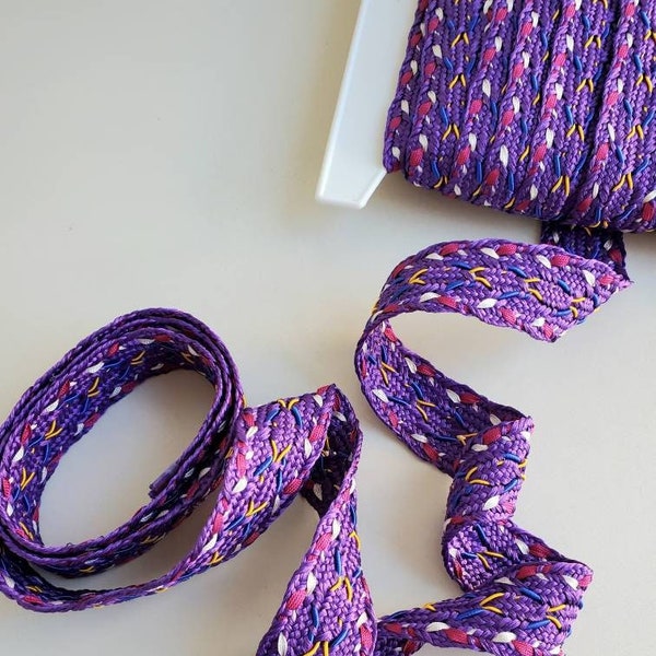 TRIM vintage PURPLE BRAID, 1 1/8" de large en acétate de rayonne gansé avec blanc jaune bleu fuchsia pour la chapellerie, garniture de robe, décoration intérieure {par yard}