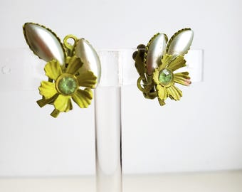 Vintage 1960s Parrot Green & Aqua Pearl Floral Clip On Earrings, rhinestone, button style earrings