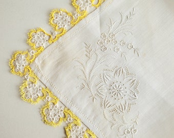 Vintage 1950s White Yellow TATTED & EMBROIDERED Hankie with Lace on Tissue Linen, bridal bride bridesmaids gift for her, pastel {12" square}