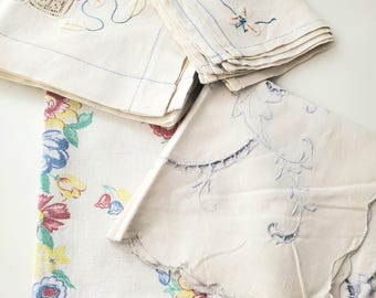 Zestaw wykrojników: ZESTAW OBRUSÓW Z APLIKACJĄ Z LAT 40. Z serwetkami i bieżnikiem, ściereczką kuchenną