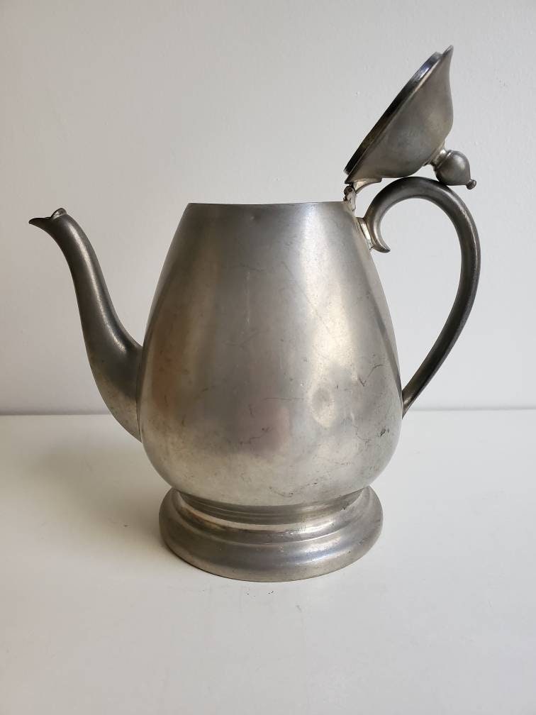 Antique Pewter Coffee or Tea Pot by Crescent #1602, Farmhouse