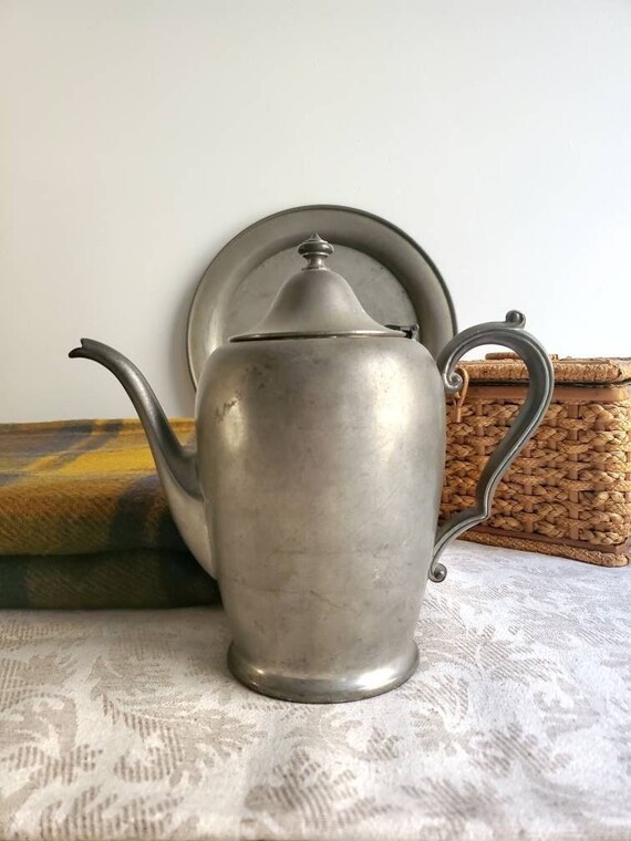 crescent pewter 社　ビンテージ　ピューター製ティーポットセット crescent pewter 社 アメリカピューター製ティーポットセット