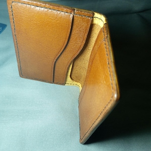 porte carte; porte feuille; porte carte en cuir; porte feuille en cuir