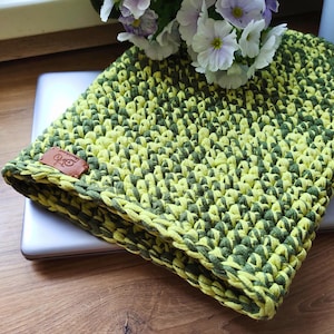 Cozy Crochet Laptop Sleeve - Handcrafted Protection for Your MacBook.Colorful Crochet Laptop Bag for MacBook.Crochet case.Mother&#39;s Day gift