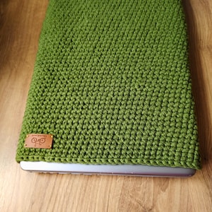 Handgemaakte gehaakte laptophoes - zachte MacBook-computertas. Laptoptas voor dames en laptoptas voor heren. Aangepaste MacBook Air-hoes.
