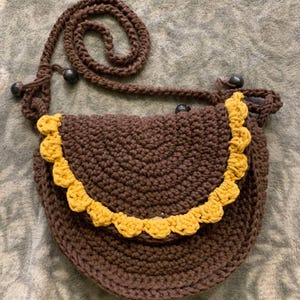 Bolsa marrom feita à mão para meninas - Mini bolsa infantil. Mini bolsa de girassol de crochê para filha - Bolsa carteira para telefone e itens pequenos. Bolsa infantil