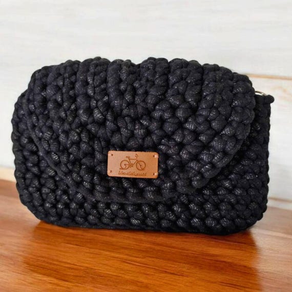 Sac à bandoulière au crochet fait main Sac à main en tricot noir