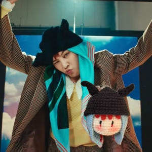 Crochet G Dragon Doll & Daisy Keychain | KPOP | Schlüsselanhänger | Geschenk
