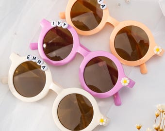Floral Daisy Girls Personalized Name Sunglasses | Toddler Gift | Kids Gift | Babies Gift | Baby Girl Personalized Birthday Gift Sunglasses
