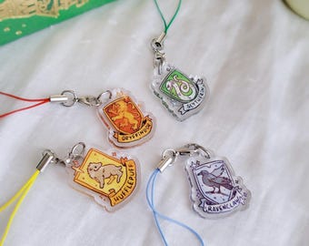 HP WIZARD HOUSES baby keychains!