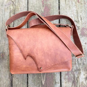 Hand Stitched Leather Crossbody Bag: Natural Edge Flap