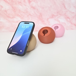 Modern Ribbed Phone Stand Or Holder Compatible with New MagSafe Version