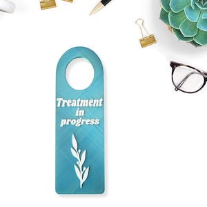 Treatment in Progress Door Hanger (Circular) – Do Not Disturb Sign for Salons, Spas, Lash Techs & Private Studio Spaces