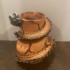 Dragon Pot Decorative Storage
