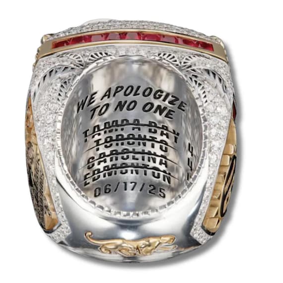 Чемпионские кольца "Флориды Пантерс" Чемпионские кольца "Флориды Пантерс" Геммология,Хоккей