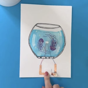 Modèle Moonshotkidz « Jellyfish Tank » et instructions pour carte interactive électronique en papier Art technique facile et amusant Projet DIY VAPEUR