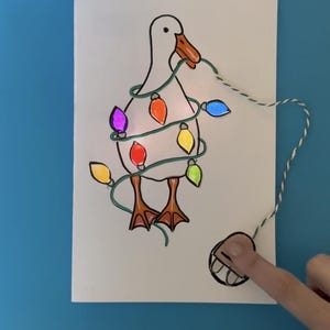 Moonshotkidz "CHRISTMAS Goose" Modelo e Instruções para Cartão Interativo Papel Eletrônico Fácil Diversão Ciência Tecnologia Arte STEAM Projeto DIY