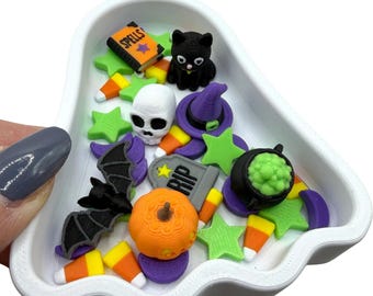 Mini 3D Printed Ghost Fidget Dish with Fillers skull, spell book, witch hat, jack o lantern, black cat, bat, cauldron, halloween, fall decor