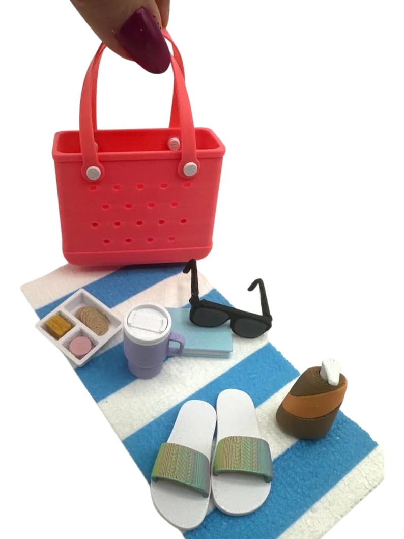 Mini 3D Printed Bogg Beach Bag 10 Color Options w/ towel, sunscreen, sandals, sunglasses, book, Stanley mug, Lunchables Miniverse Summer image 2